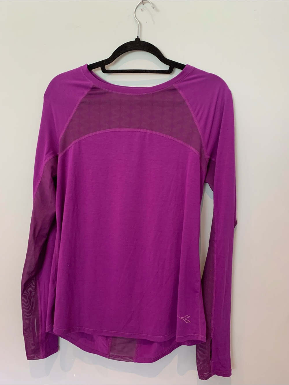 Diadora Women's Magenta Long-Sleeve Mesh-Panel Top